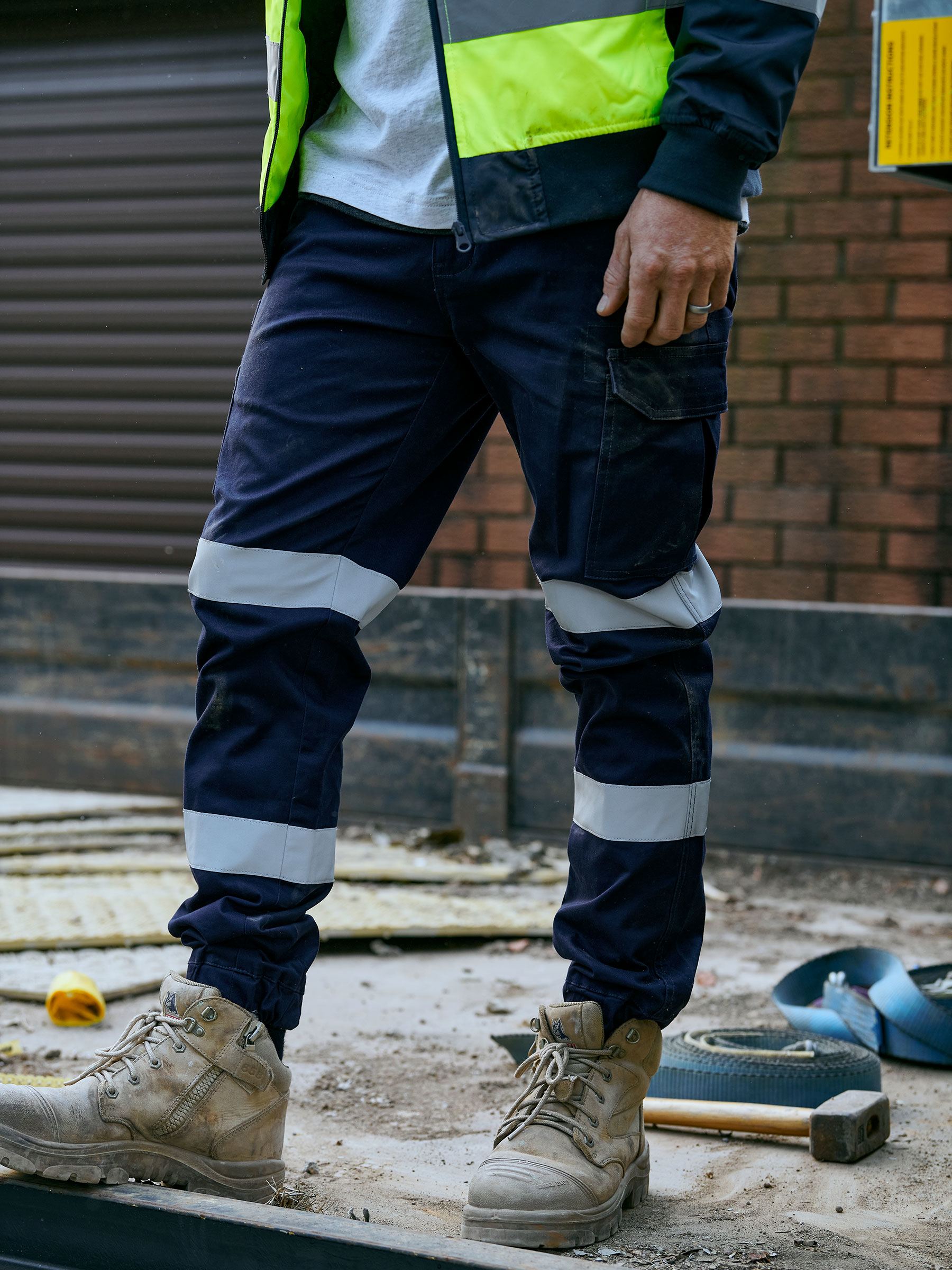 Taped Biomotion Stretch Cotton Drill Cargo Cuffed Pants Taped Biomotion Stretch Cotton Drill Cargo Cuffed Pants Bisley Workwear Faster Workwear and Design